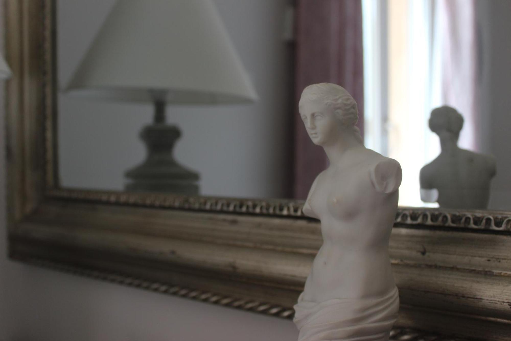 La Chabertine Bed & Breakfast Gareoult Bagian luar foto